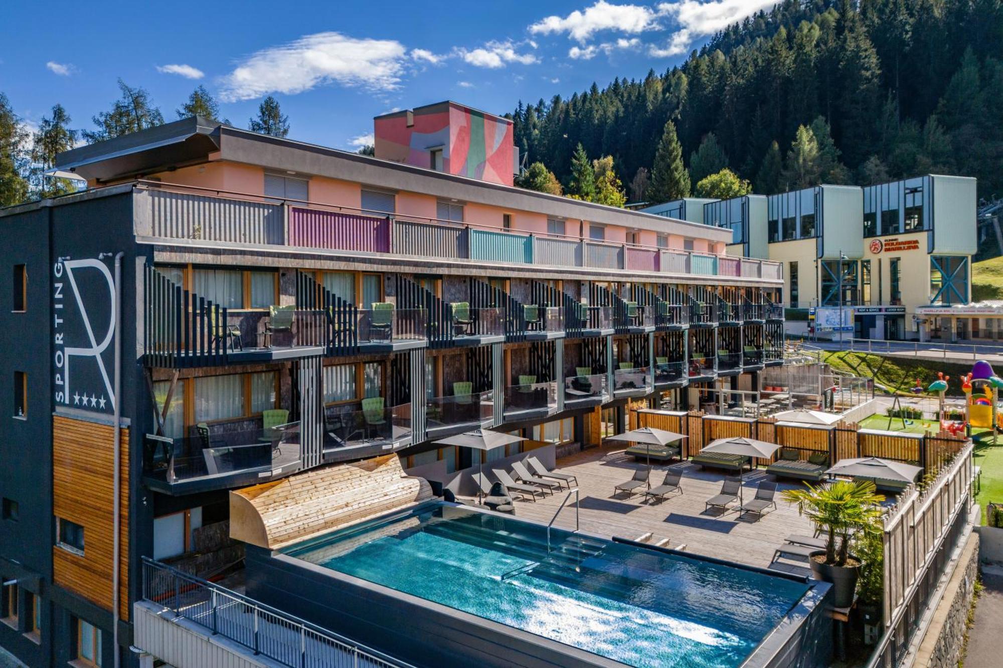 Ravelli Sporting Hotel Mezzana  Exterior foto