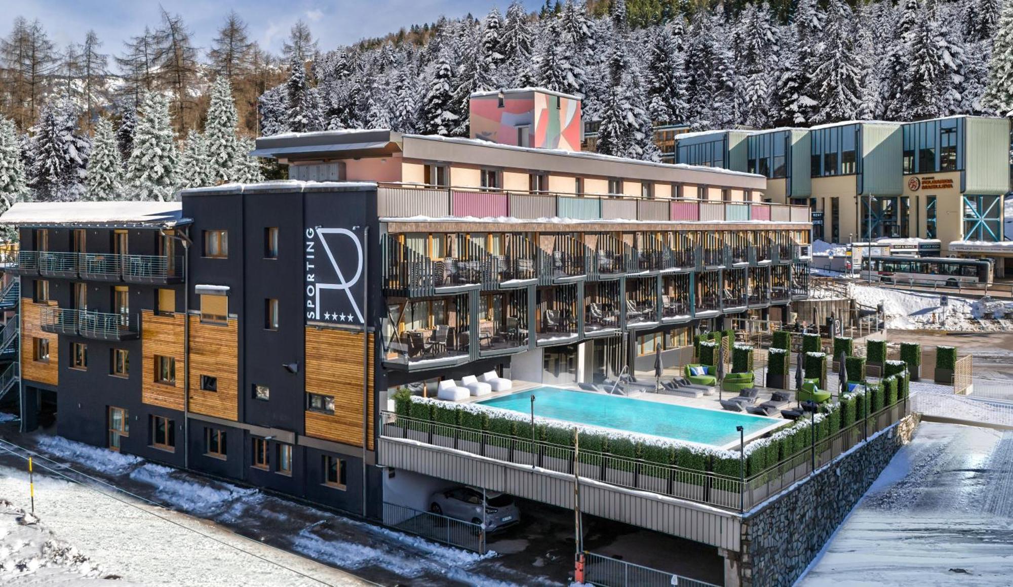 Ravelli Sporting Hotel Mezzana  Exterior foto